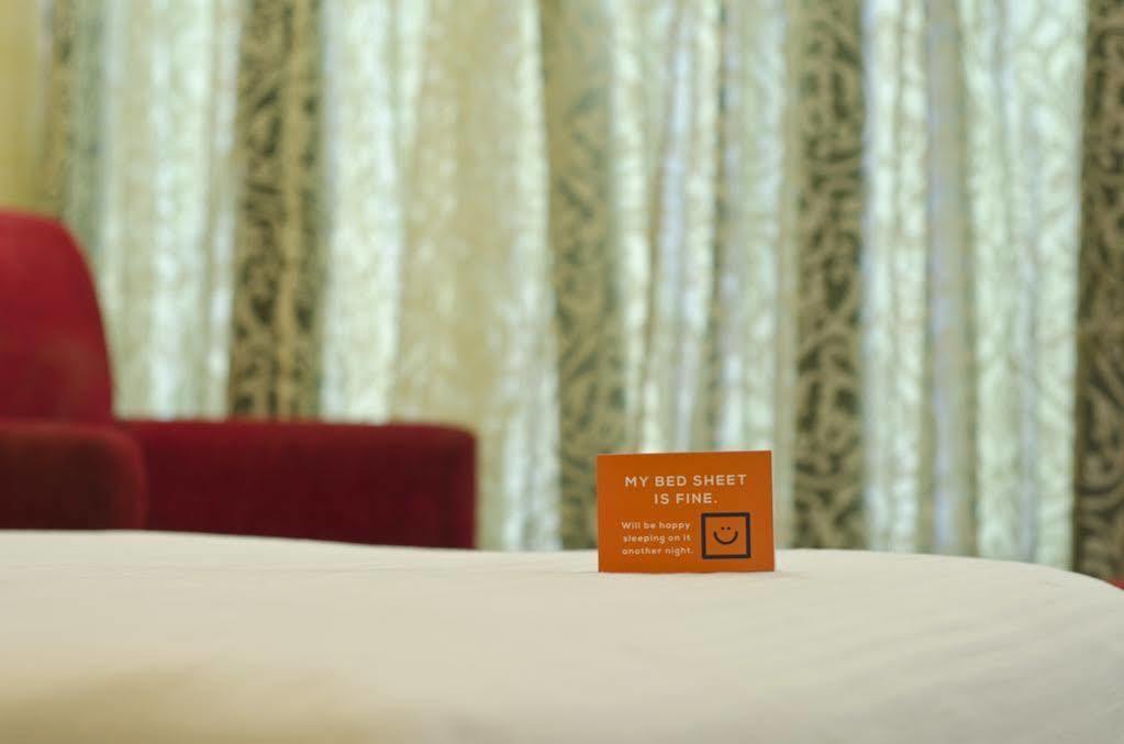 Hotel Sunstar Heights Delhi  Extérieur photo